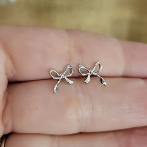 COQUETTE BOW STUD EARRINGS
